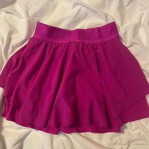 Size 4 Lululemon Sonic Pink skirt